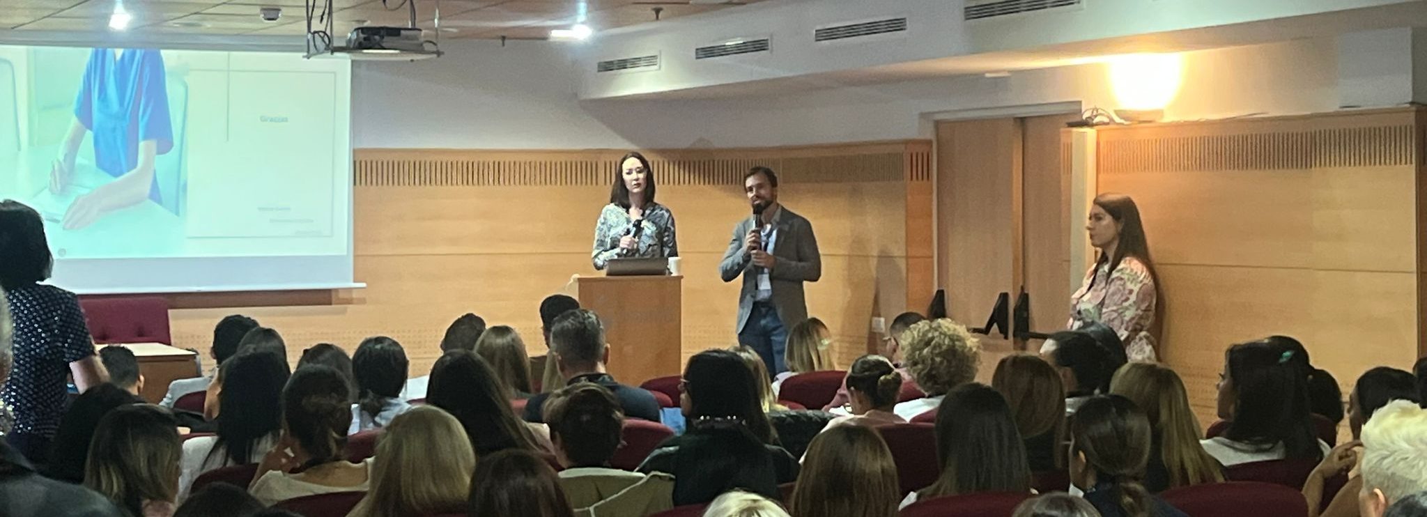 Viamed Santa Elena acoge la 1º Jornada de Cuidados Postoperatorios en la cirugía del contorno corporal