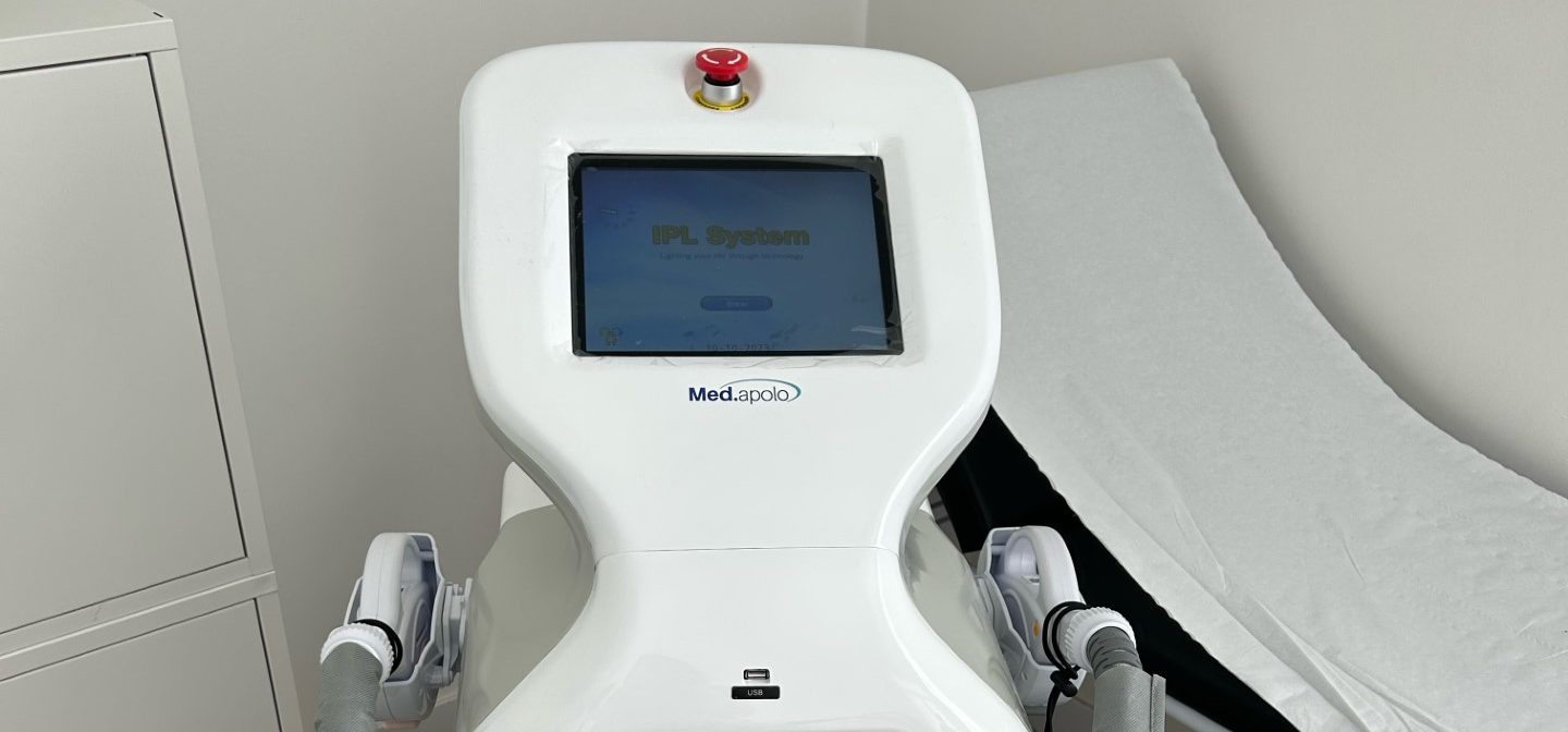 El Hospital Viamed Fuensanta adquiere una máquina de luz pulsada intensa (IPL), una opción no invasiva para mejorar el estado de la piel.