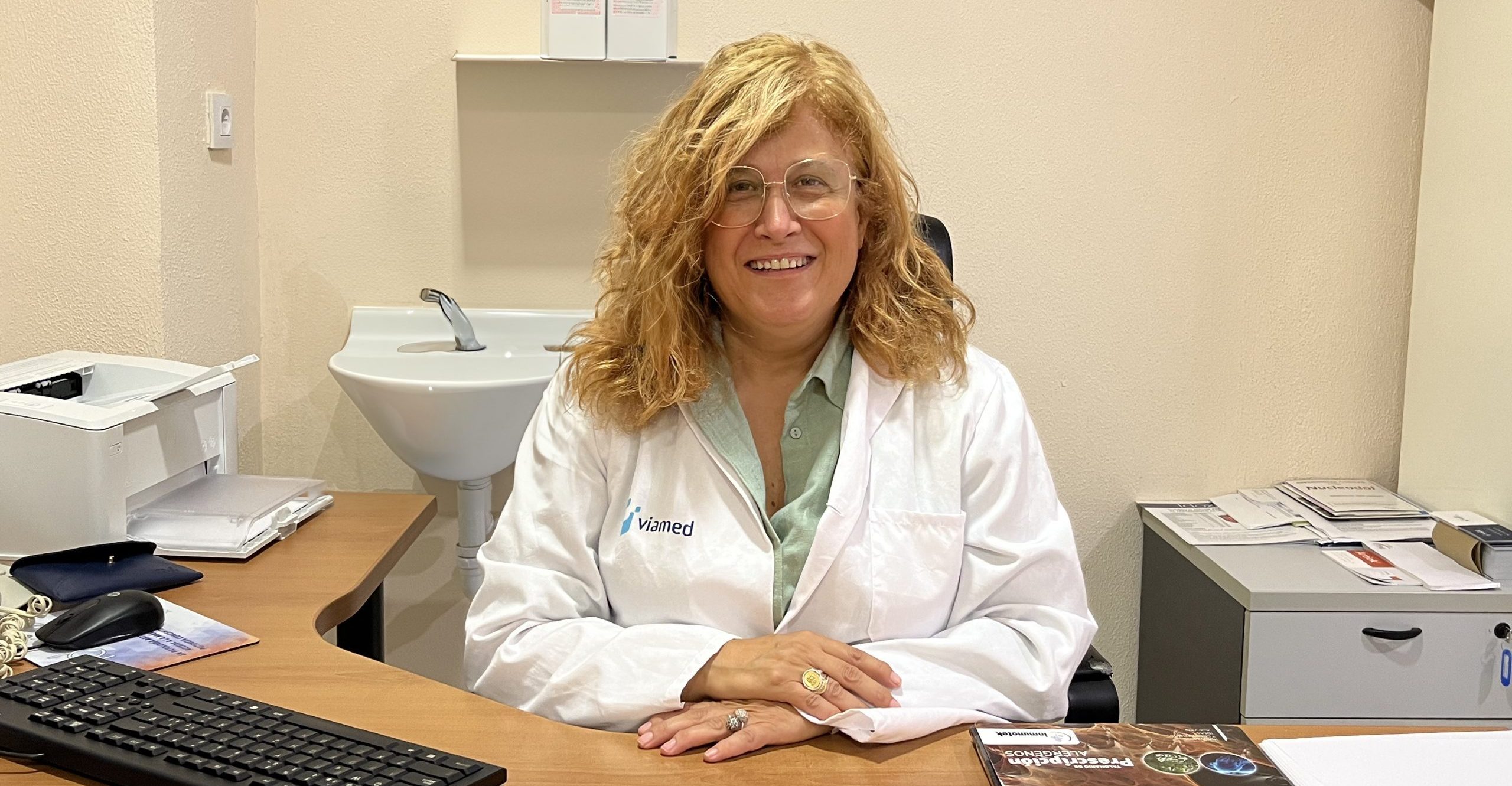 La alergóloga especializada en microbiota, Mª José Rosales Fletes se incorpora a los hospitales Viamed de Cádiz