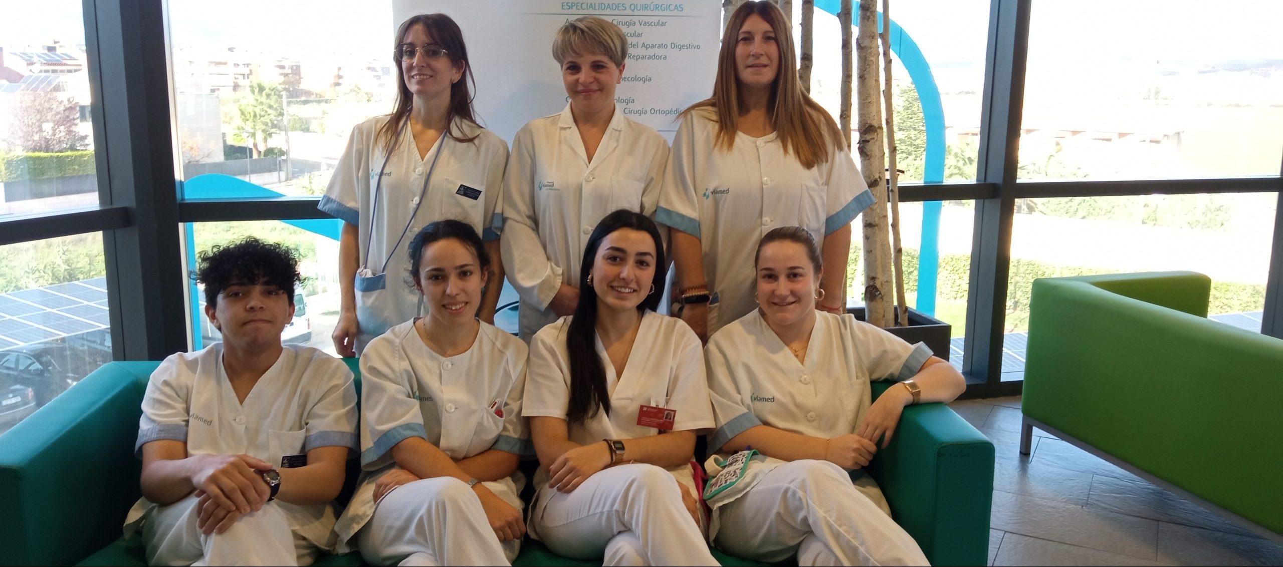 Los alumnos de enfermería finalizan sus prácticas en el Hospital Viamed Los Manzanos