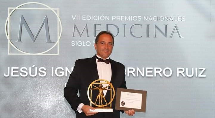 El urólogo de Viamed San José, Jesús Tornero premiado en la VII Edición de los Premios Nacionales de Medicina Siglo XXI
