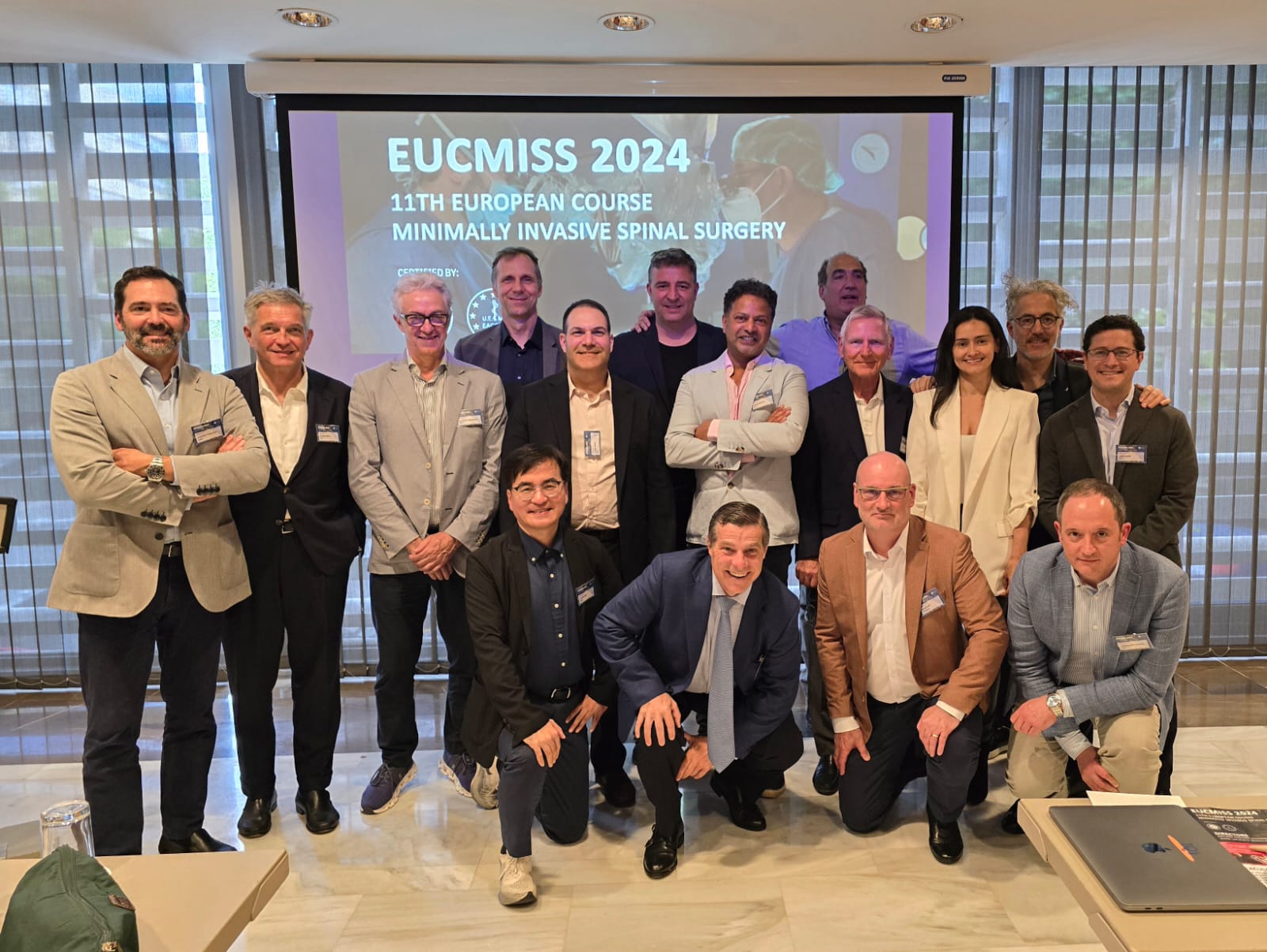 El prestigioso neurocirujano de Viamed Santa Elena, Avelino Parajón ha dirigido el European Course Minimally Invasive Spine Surgery en Madrid