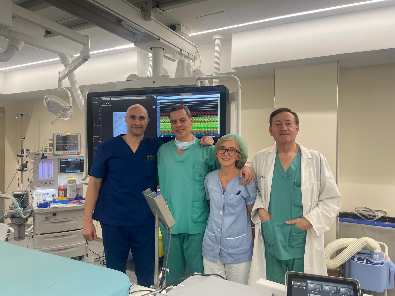 Santa Elena da un nuevo paso en el tratamiento de las bradicardias con la incorporación de marcapasos sin cable bicamerales