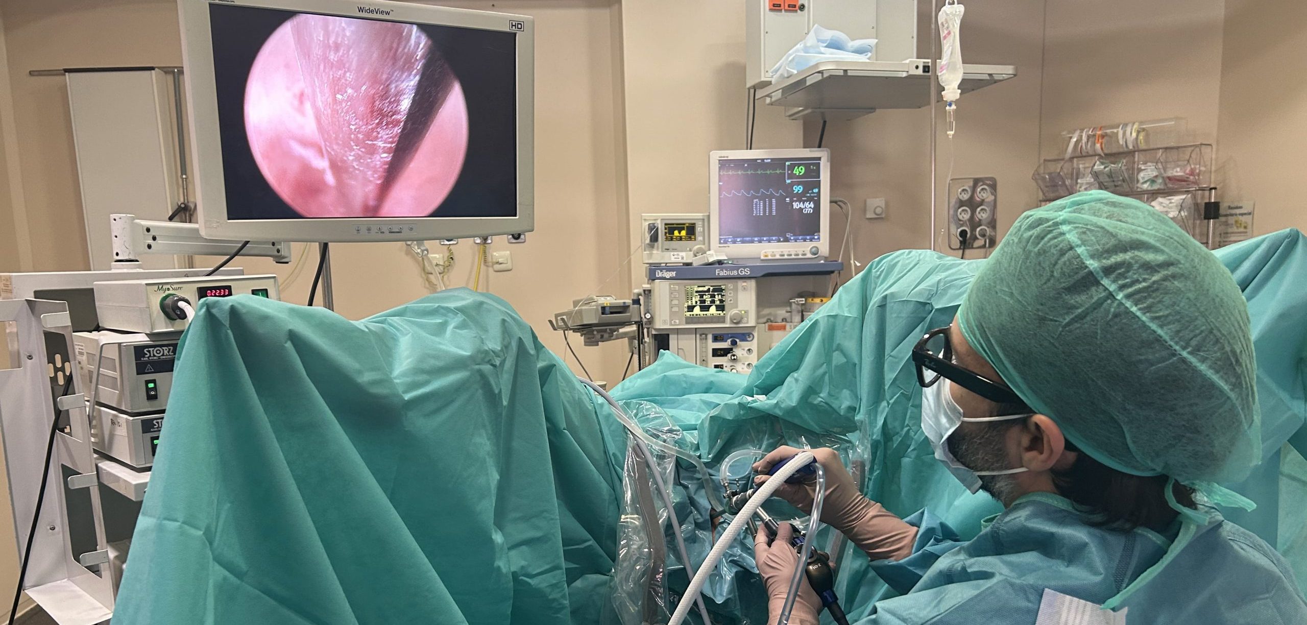 Viamed Santa Elena incorpora el sistema MyoSure para el tratamiento mínimamente invasivo de patología intrauterina