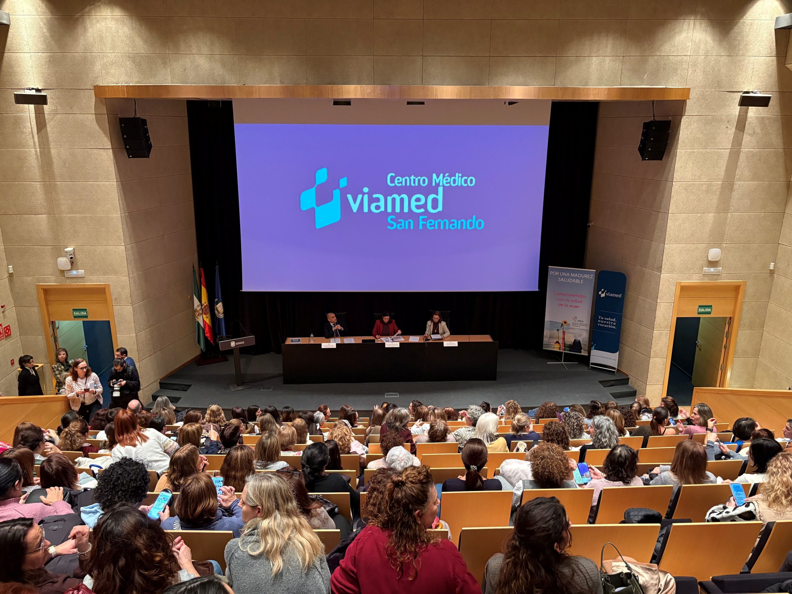 Encuentro sobre climaterio y menopausia en San Fernando