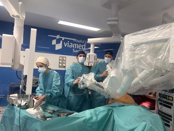Santa Elena, ejemplo de colaboración multidisciplinar y cirugía robótica