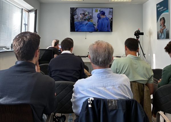 Viamed Montecanal reúne a especialistas de toda España para enseñar una técnica que puede evitar la prótesis de hombro en pacientes con lesiones irreparables