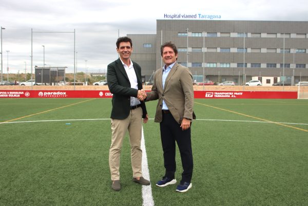 El Hospital viamed tarragona y El Gimnàstic de Tarragona renuevan su acuerdo como partner médico oficial